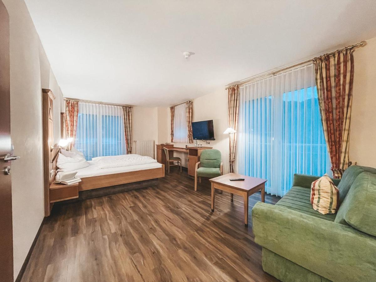 Hotel Badischer Hof 比伯拉赫 外观 照片