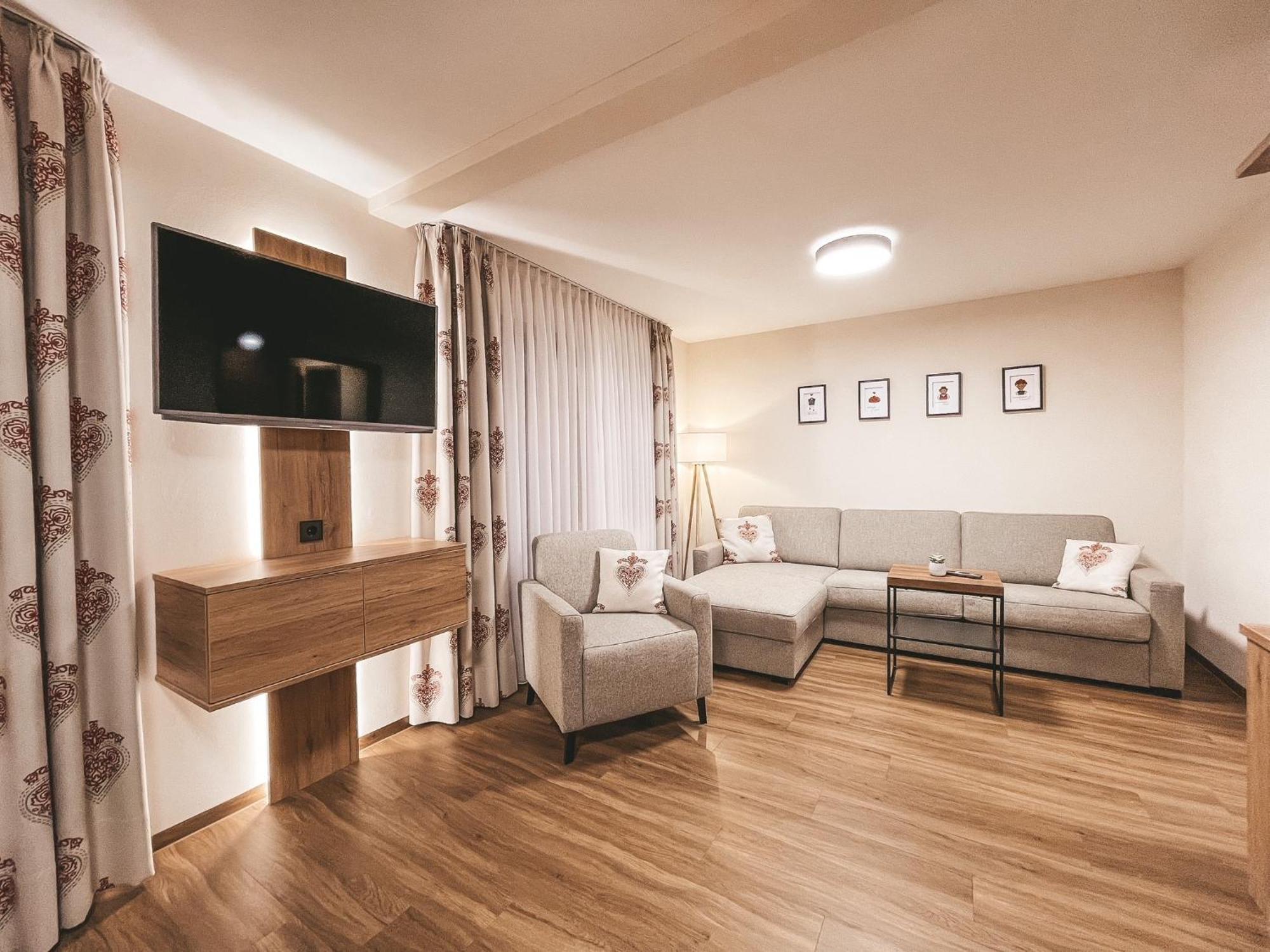 Hotel Badischer Hof 比伯拉赫 外观 照片